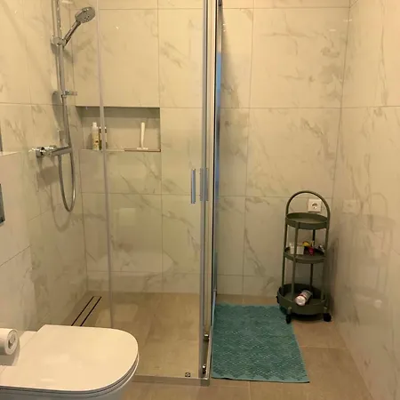 Pusu Apartamentai Su Sildomu Baseinu Appartement *