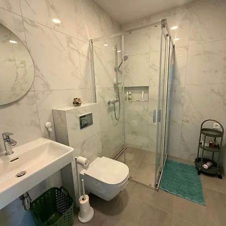 Pusu Apartamentai Su Sildomu Baseinu Appartement