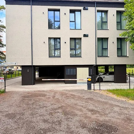 Pusu Apartamentai Su Sildomu Baseinu
